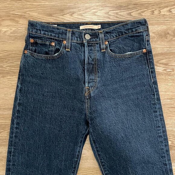LEVI'S | Dark Wash "Wedgie" Jeans - Size 27 - Picture 3 of 3